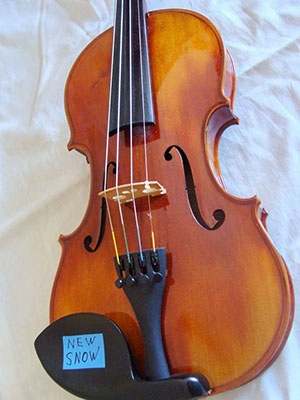Snow Brand Violin