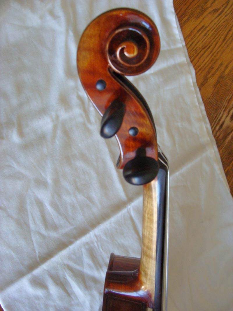 Snow Brand Violin